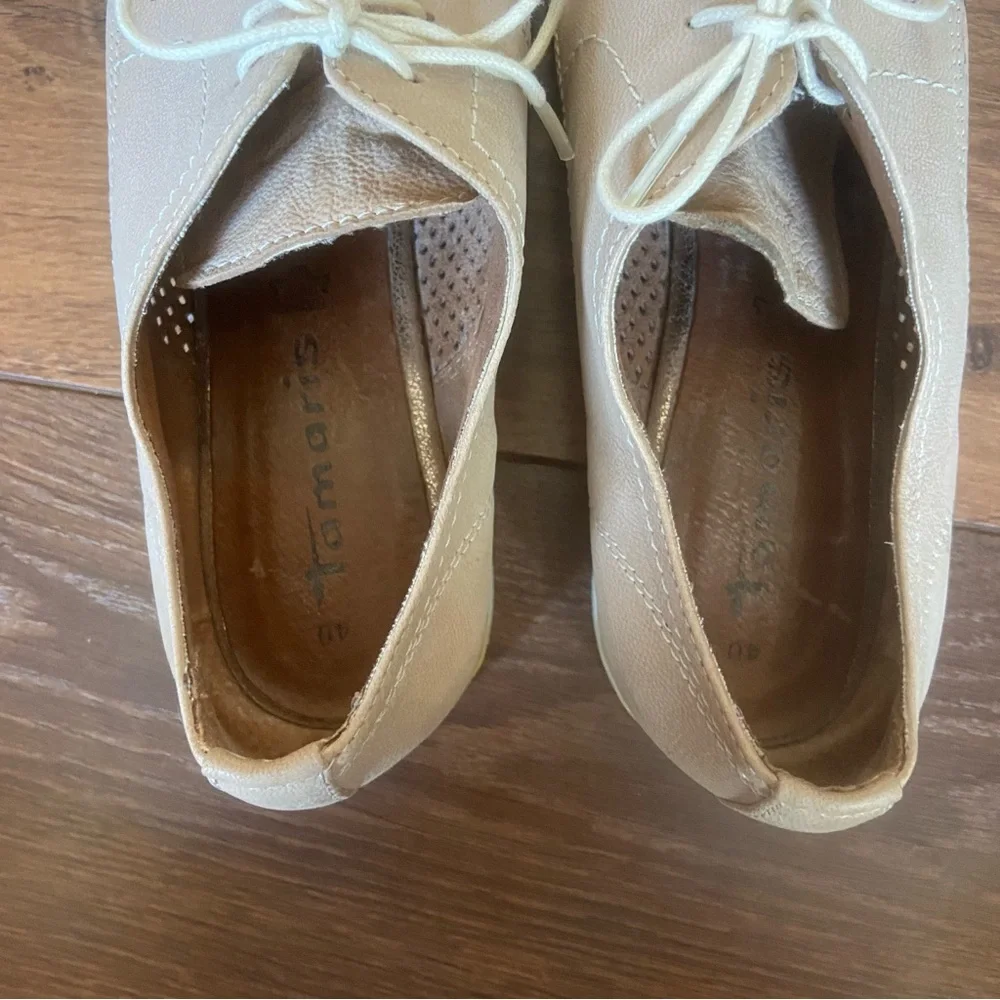 Elegant Beige Lace-Up Oxfords for Men